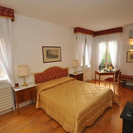 Hotel Casa Petrarca *