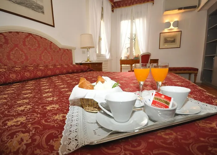 Hotel Casa Petrarca *